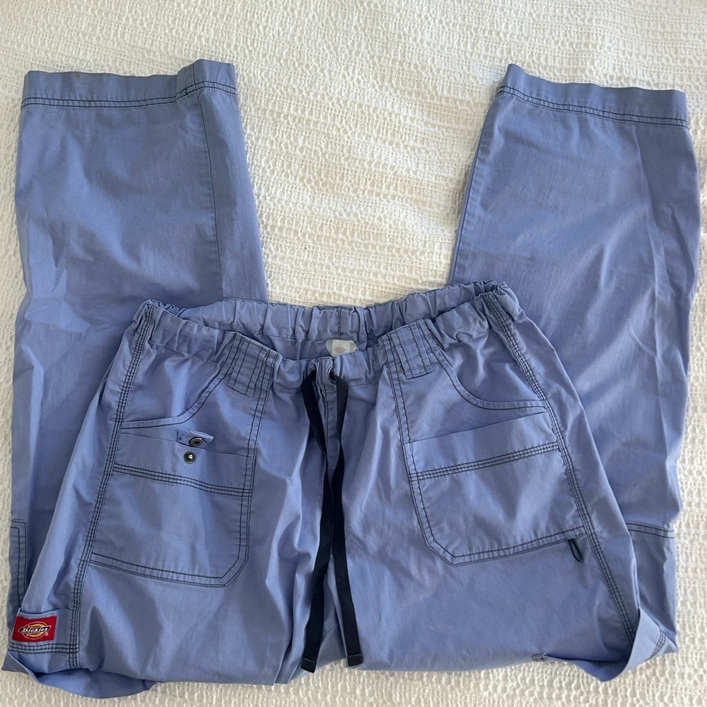 purple baggy Dickie’s
size 6-8 low rise